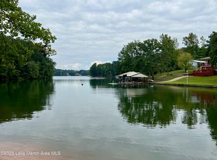 J 318 Gravy Train Ln, Jacksons Gap, AL 36861