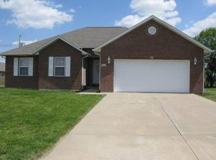 2005 Richele St, Perryville, MO 63775