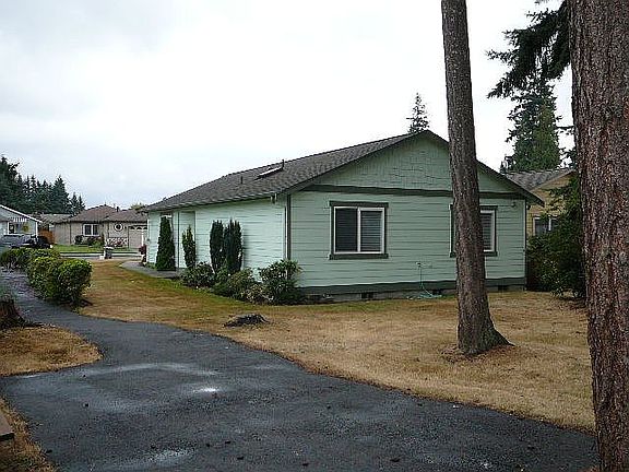 4th image of 9306 45th Dr NE