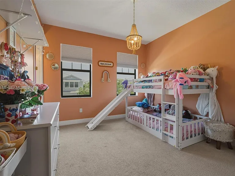 8815 NW 37th Dr — Photo 22