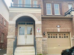 124 Finegan Cir, Brampton, ON L7A4Z9