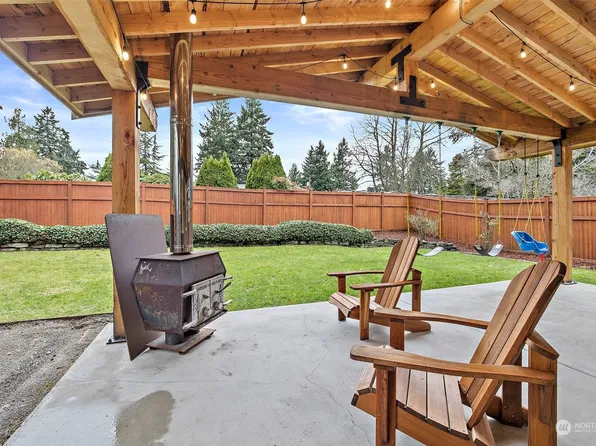 19521 5th Avenue S, Des Moines, WA 98148