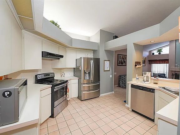 2nd image of 7340 Flyway Dr