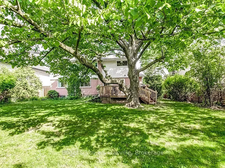 75 Ridge Dr — Photo 47