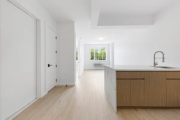 Rented by Nooklyn NYC LLC | media 62