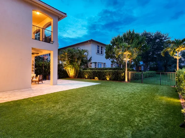 1522 Carafe Court, Palm Beach Gardens, FL 33410