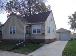 525 Saint George St, Ottawa, IL 61350