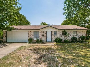 2916 Meadows Dr, Plano, TX 75074