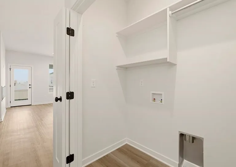 3402 E Thunder St — Photo 8