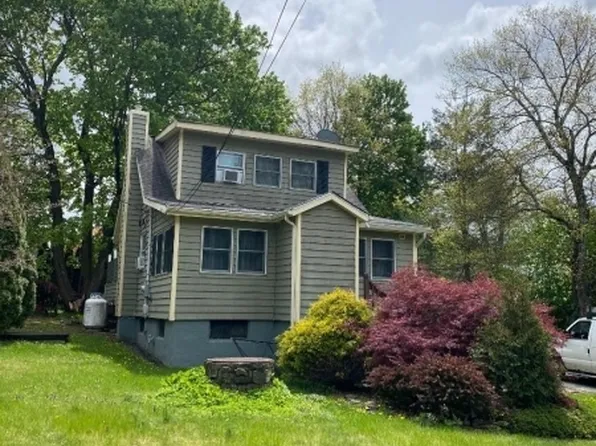 73 Fairview Dr, West Milford Twp., NJ 07421