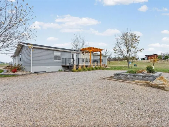 18860 Garnet Ln, Belle Fourche, SD 57717