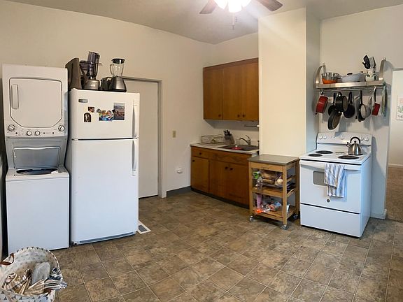 3rd image of 245 E Alder St #1