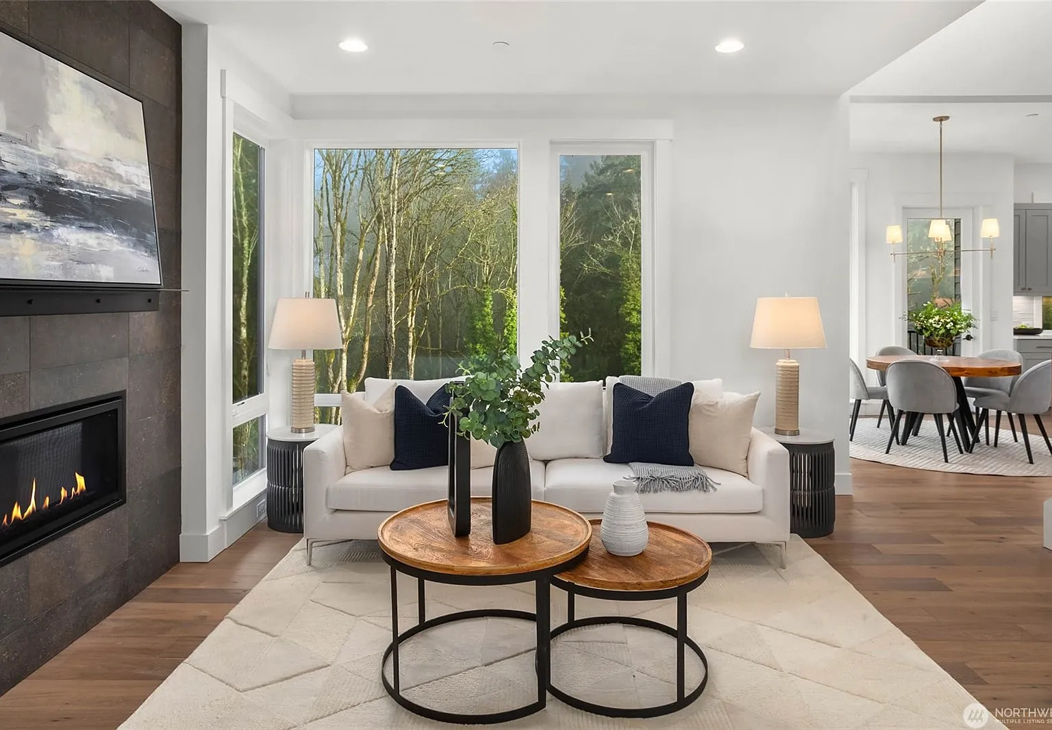 5 bed, 3230 sqft, $5,300 — Photo 4