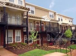 1615 Elmwood Ct UNIT 205, Charlottesville, VA 22903
