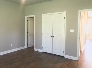 2700 James Rd, Granbury, TX 76049