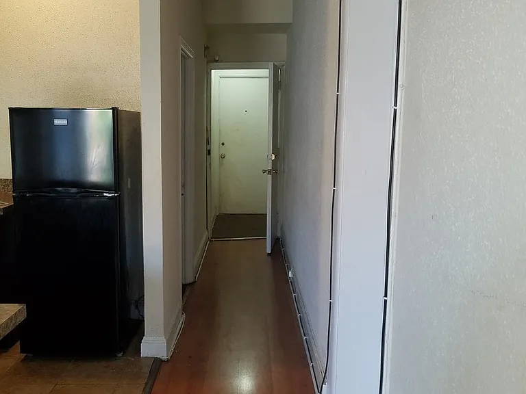 2918 N Calvert St — Photo 2