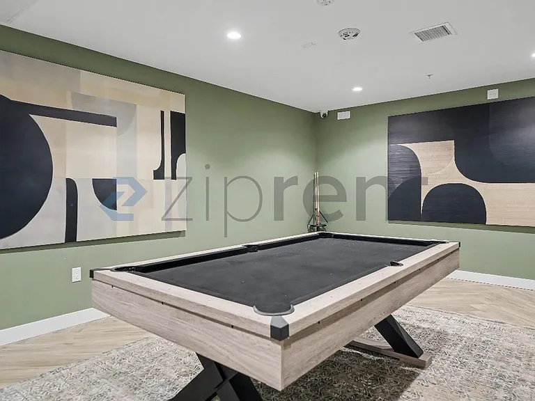 18900 Parthenia St #310 — Photo 5