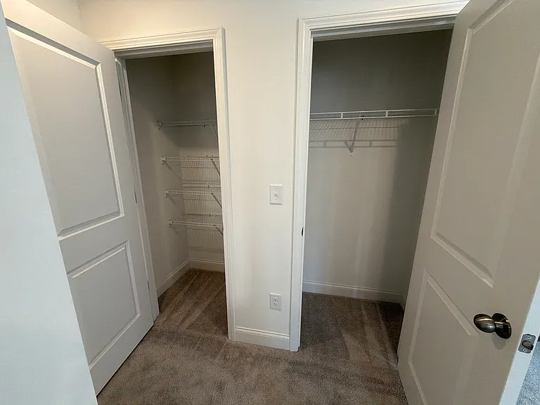 105 Prospect Ave — Photo 16