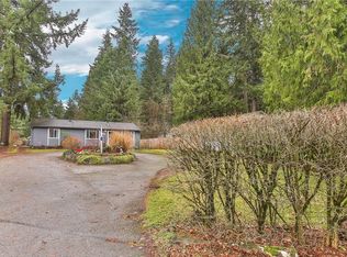18629 Ballinger Way NE, Lake Forest Park, WA 98155