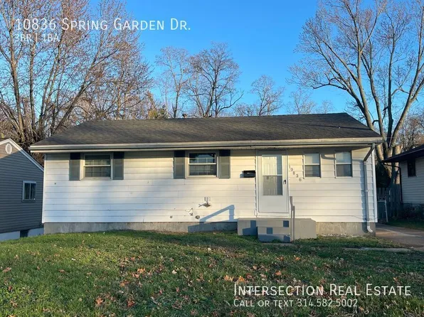 10836 Spring Garden Dr, Saint Louis, MO 63137