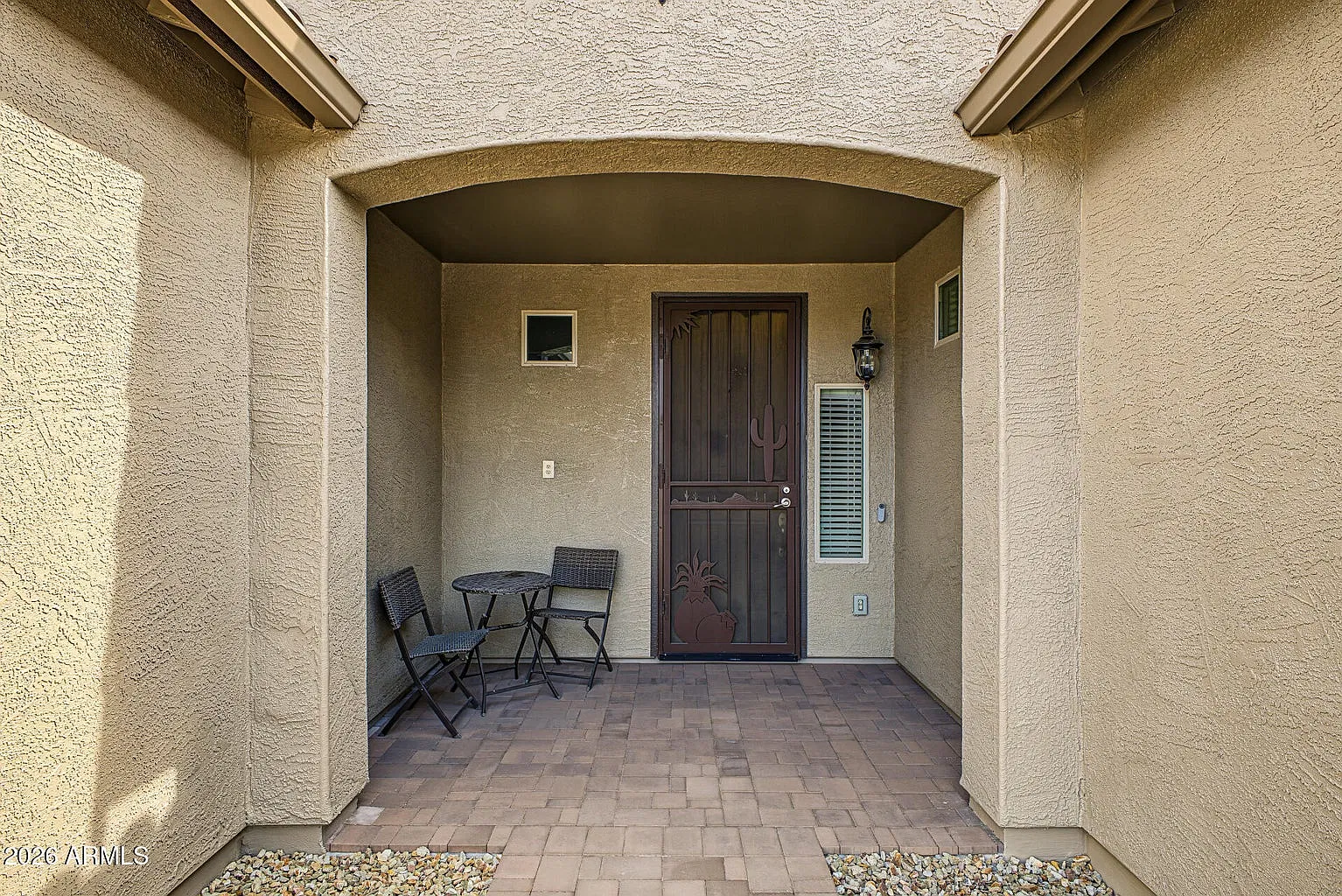 3 bed, 1922 sqft, $2,300 — Photo 2