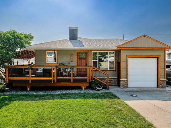 1005 NW Clifford St, Pullman, WA 99163