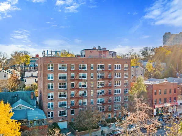 5730 Mosholu Avenue image 19 of 22