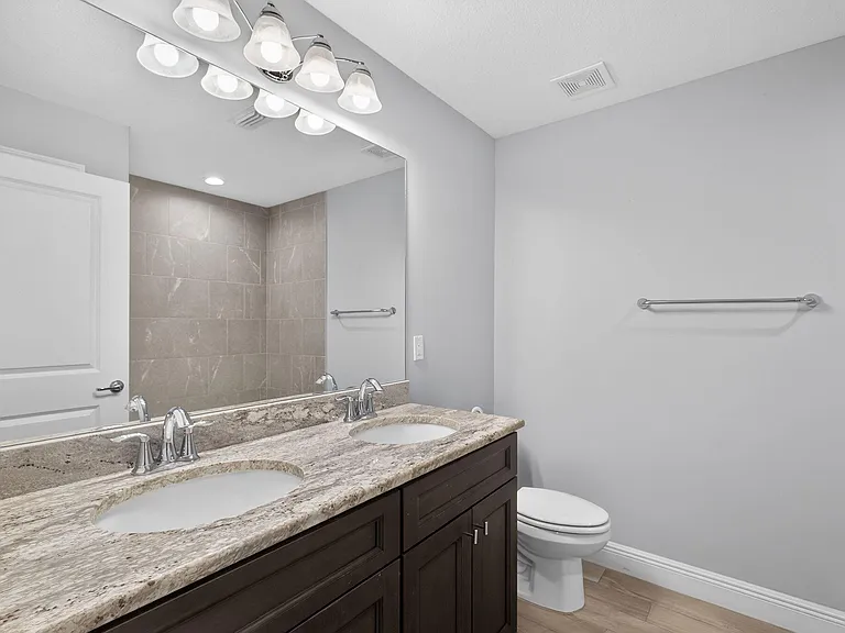 2501 SE Mariposa Ave — Photo 13