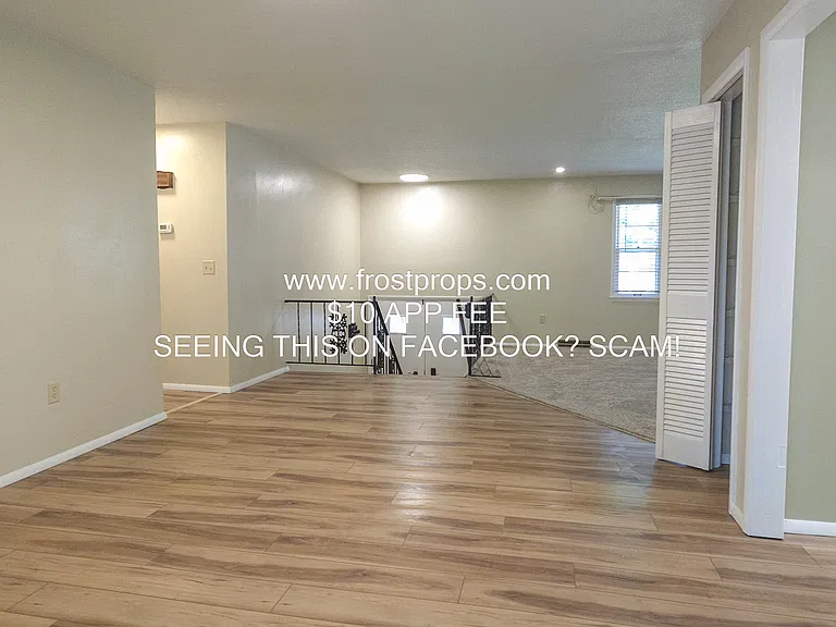 1310 Whitney Ln — Photo 4
