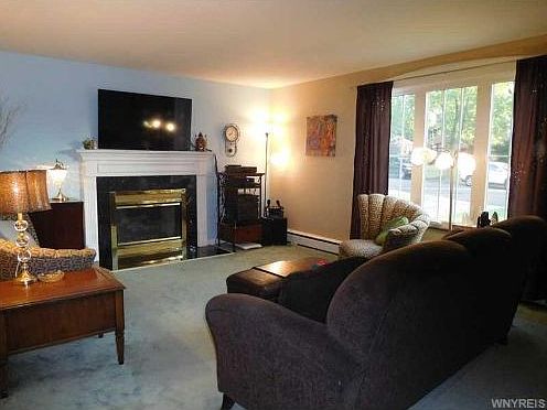 4th image of 119 Campus Dr E