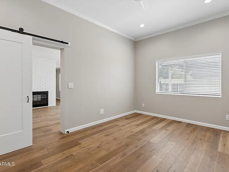 5401 E Beck Ln — Photo 19