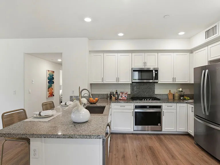 3078 Empoli Ln #5 — Photo 18