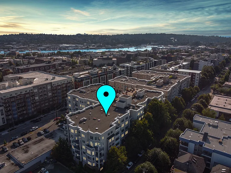 The Ballard Condominium building is located right in the heart of downtown Ballard, close to shops, restaurants, nightlife, parks, transportation, and more!
