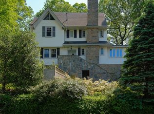 60 Kensington Rd, Bronxville, NY 10708