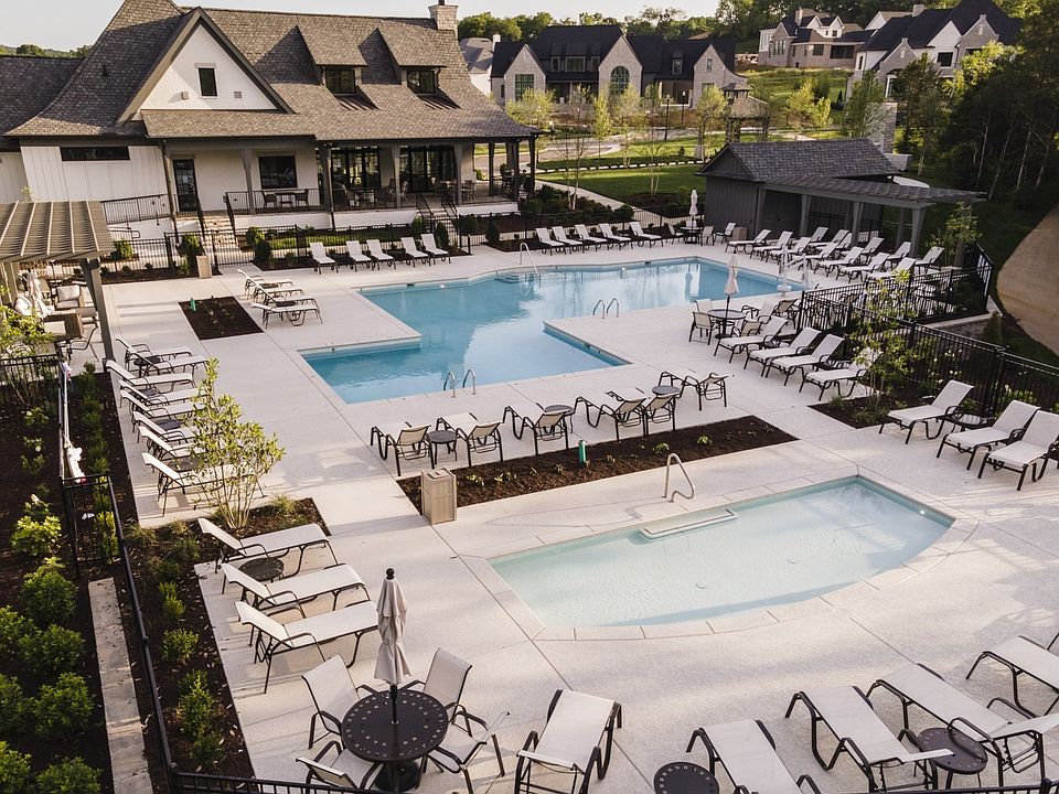 2nd image of 1712 Southwick Dr Lot 90