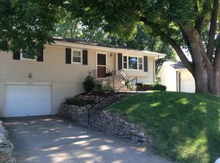 12223 Kuehl Cir, Omaha, NE 68137