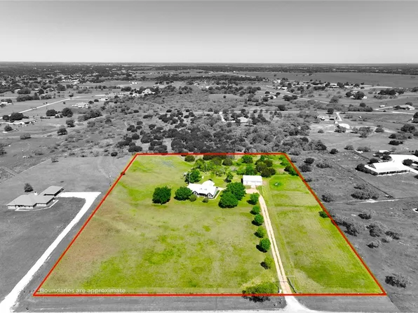 326 Maurice Ln, China Spring, TX 76633