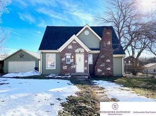 1907 Jefferson St, Bellevue, NE 68005