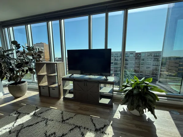 8151 33rd Ave S Unit 605, Bloomington, MN 55425