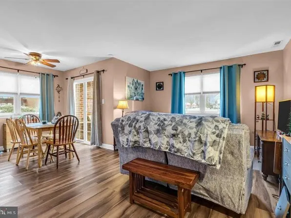 27 Florence Tollgate Pl Unit 2, Florence, NJ 08518