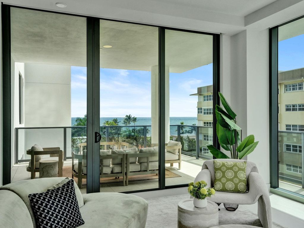 305 BRINY Avenue #401, photo 8