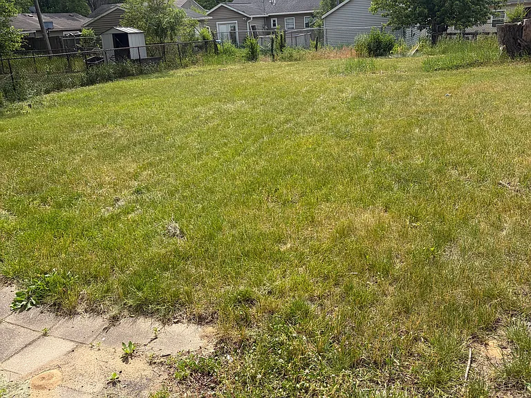 2182 Warrick St — Photo 19