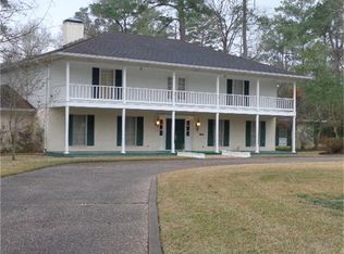 1 Briarwood Dr, Conroe, TX 77301
