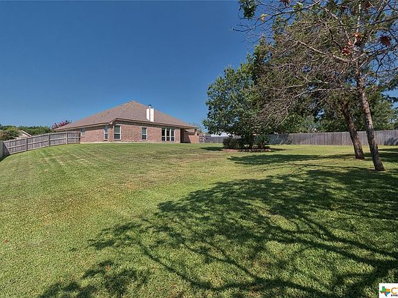 4th image of 3913 Bella Vista Loop