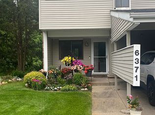 6371 Wainscot St SE, Grand Rapids, MI 49546