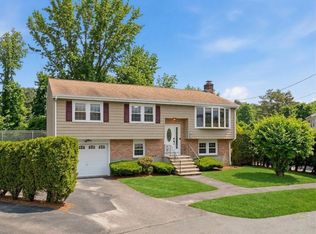 20 Jennifer Ln, Peabody, MA 01960