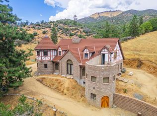 6585 Little Applegate Rd, Jacksonville, OR 97530