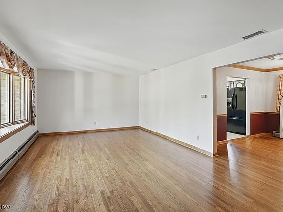 4th image of 3777 Kay Dr