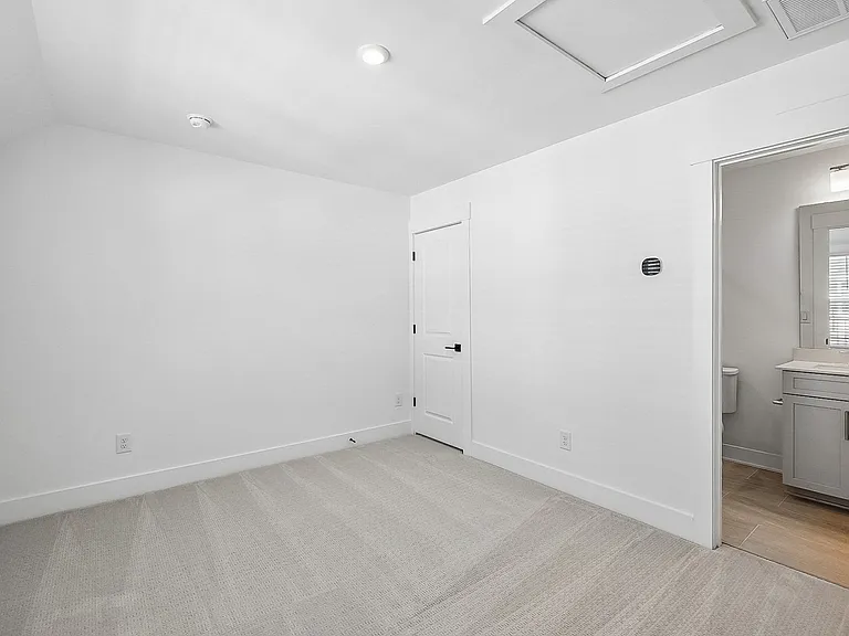 1140 Kokomo Ln — Photo 14