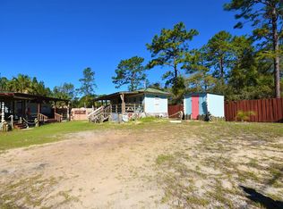 11 6th St SE, Steinhatchee, FL 32359
